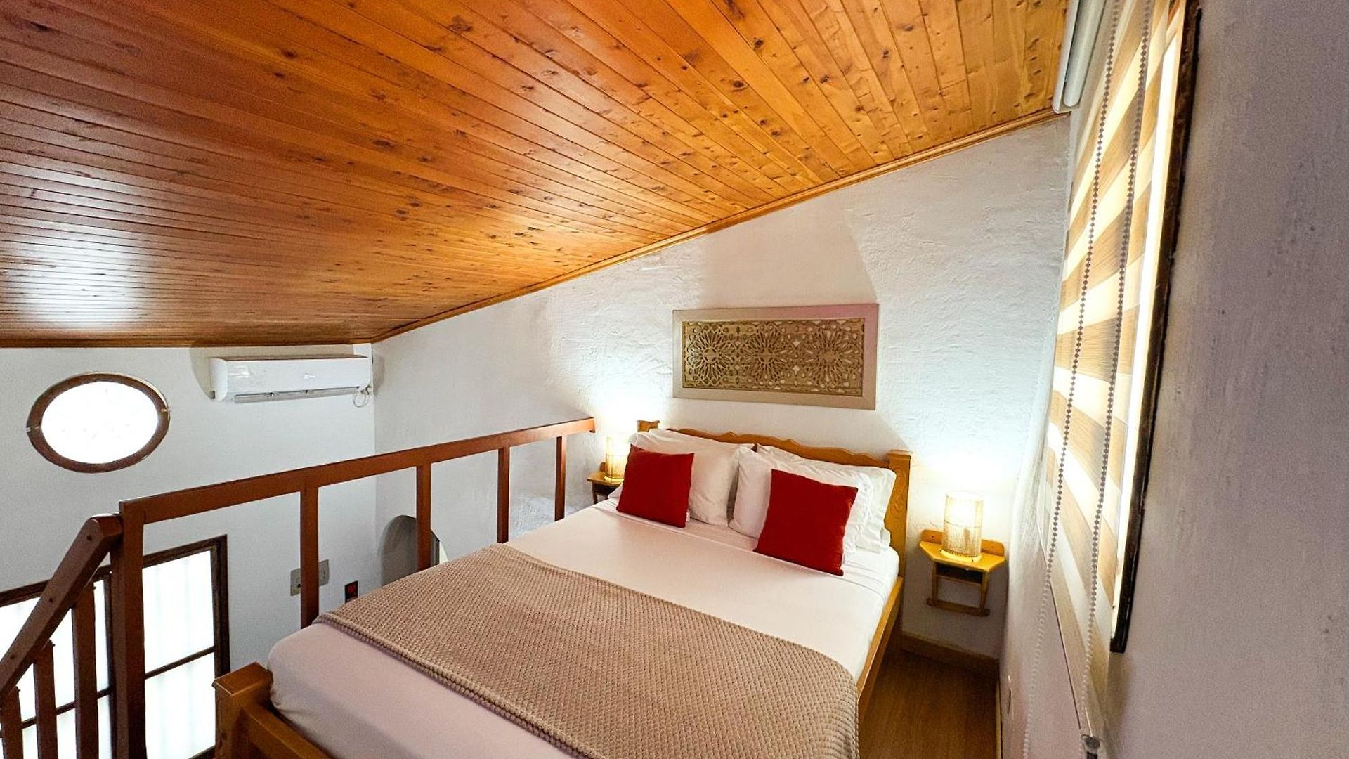 Hotel At The Park 3*