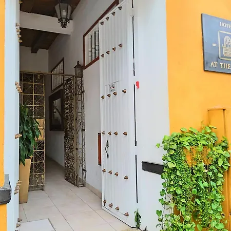 Hotel At The Park Cartagena