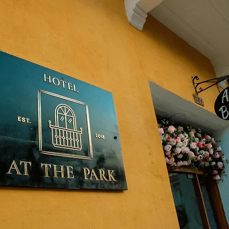 Hotel At The Park Cartagena