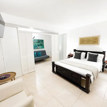 Hotel At The Park Cartagena